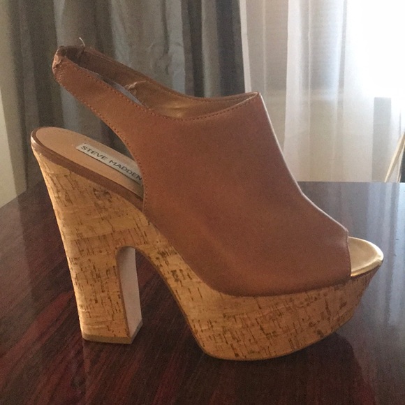 Steve Madden Brown Leather Wedges - Picture 1 of 4